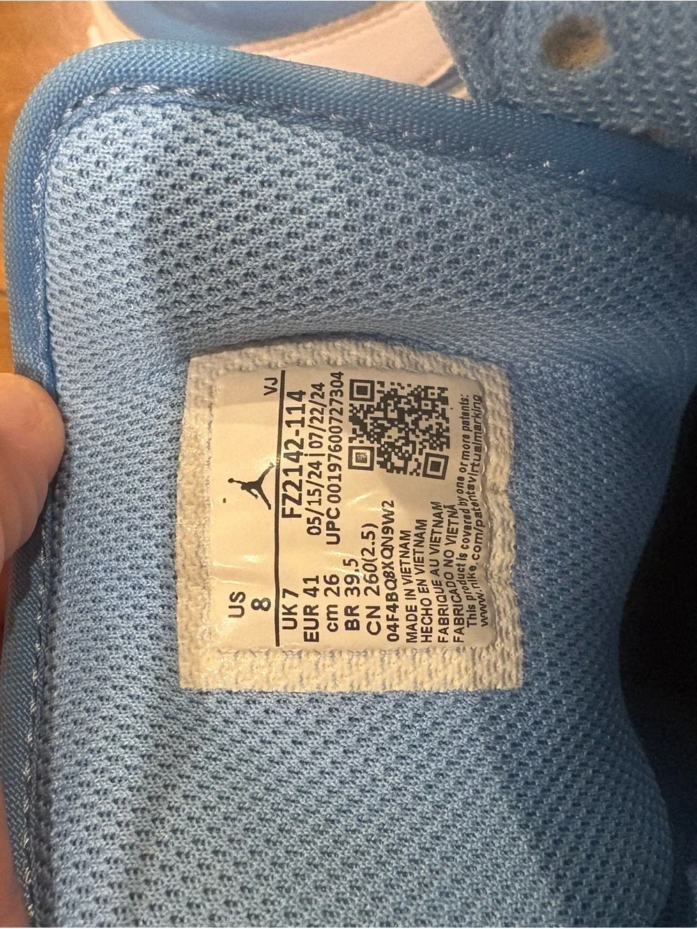 Air Jordan Mid 1 Retro blue size 8